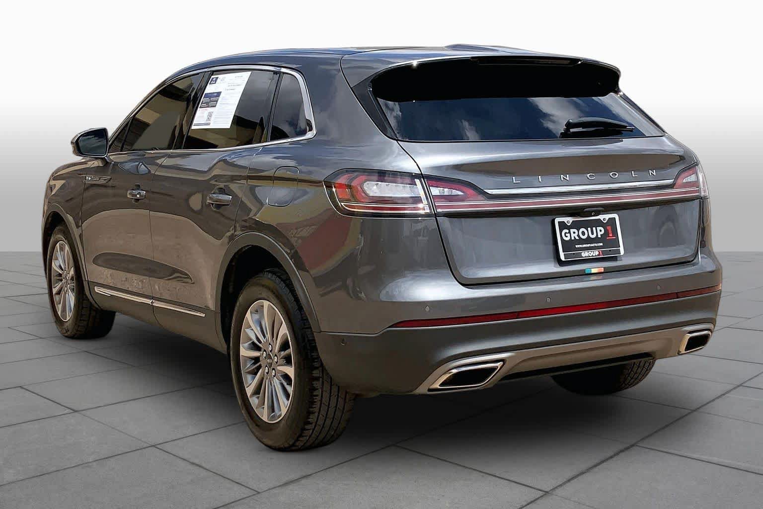 Used 2022 Lincoln Nautilus Reserve AWD/4WD image 12
