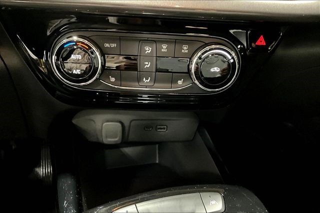 Certified 2025 Chevrolet Trax ACTIV w/ Driver Confidence Package FWD image 17