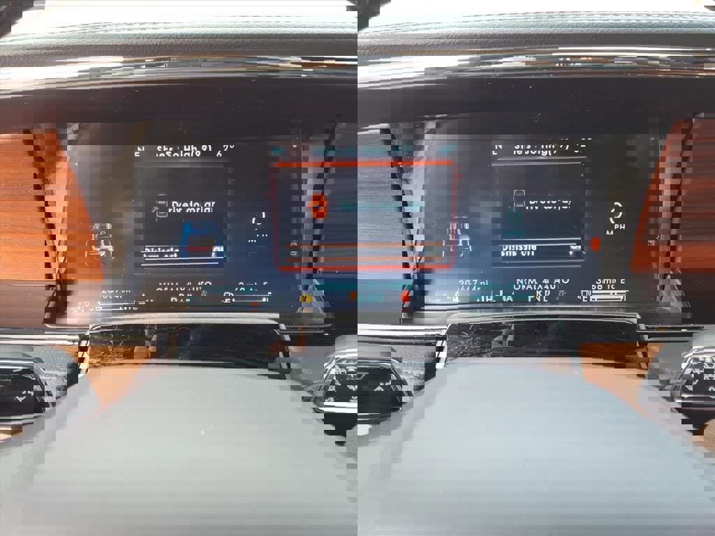 Used 2024 Lincoln Navigator Reserve image 21