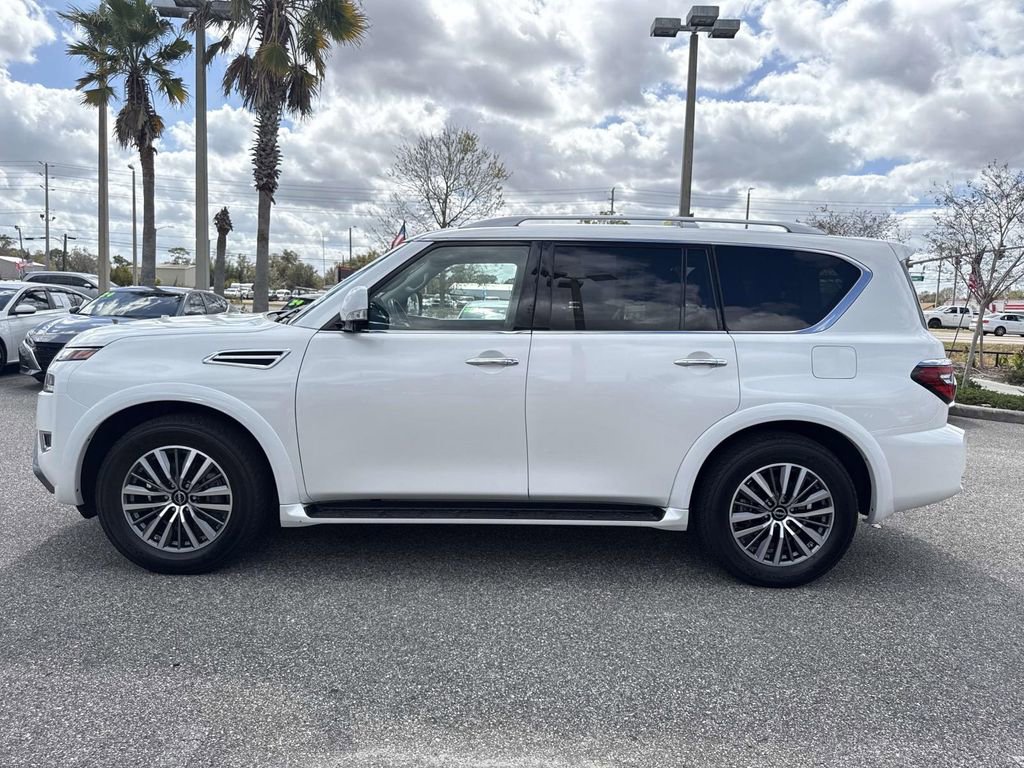 Used 2024 Nissan Armada SL w/ Captain's Chairs Package image 7