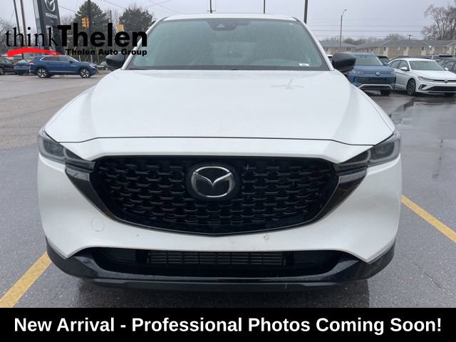 Used 2024 MAZDA CX-5 Carbon Edition image 2