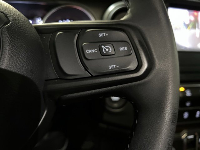 Used 2023 Jeep Wrangler Willys image 11