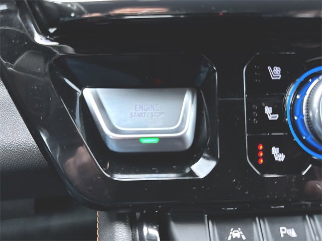 Used 2022 GMC Sierra 1500 AT4 w/ AT4 Premium Package image 17