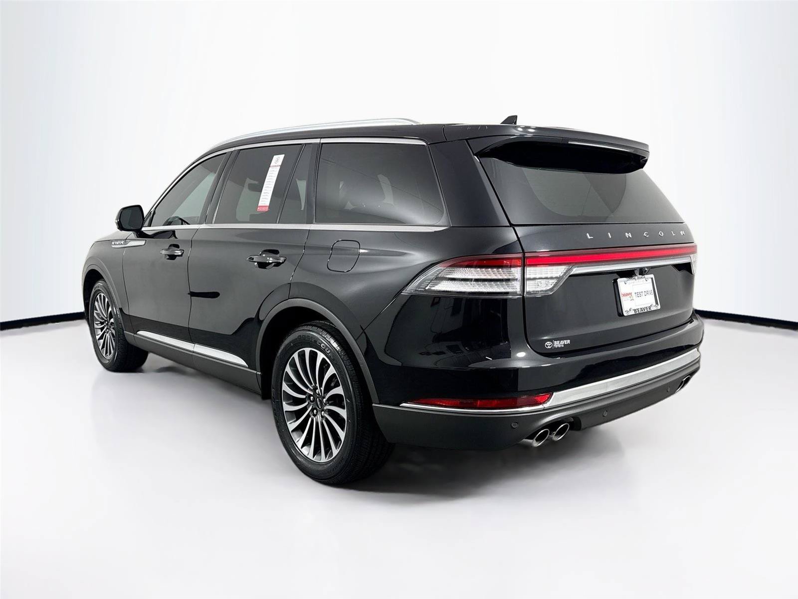 Used 2022 Lincoln Aviator Reserve AWD/4WD image 13