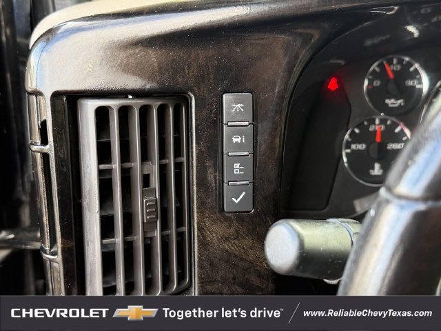 Used 2018 Chevrolet Express 2500 Extended w/ Enhanced Convenience Package RWD image 30