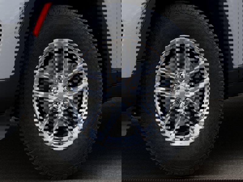 New 2026 Jeep Grand Cherokee Laredo image 8