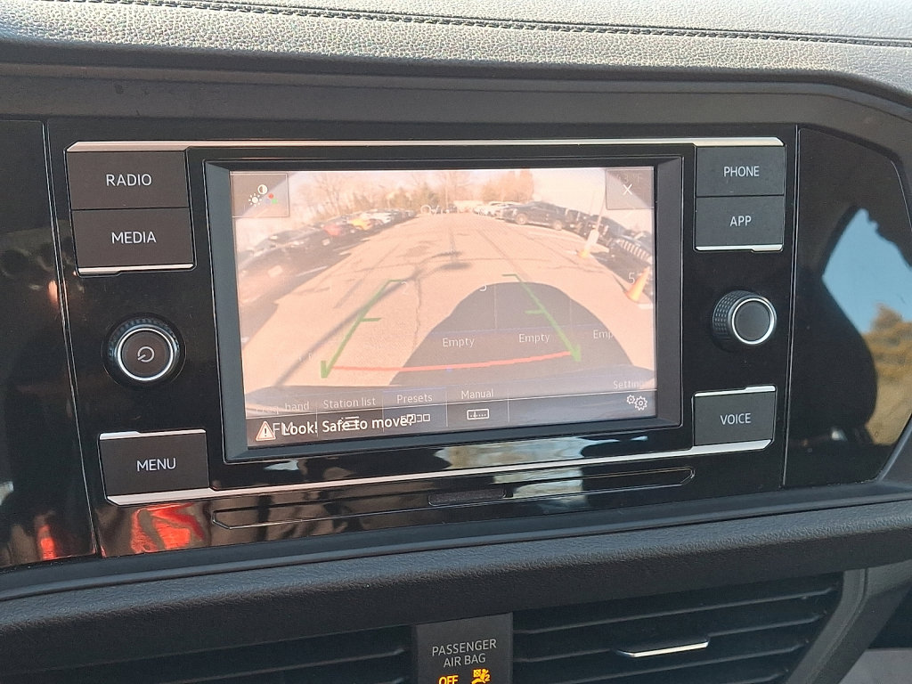 Used 2024 Volkswagen Jetta S image 27