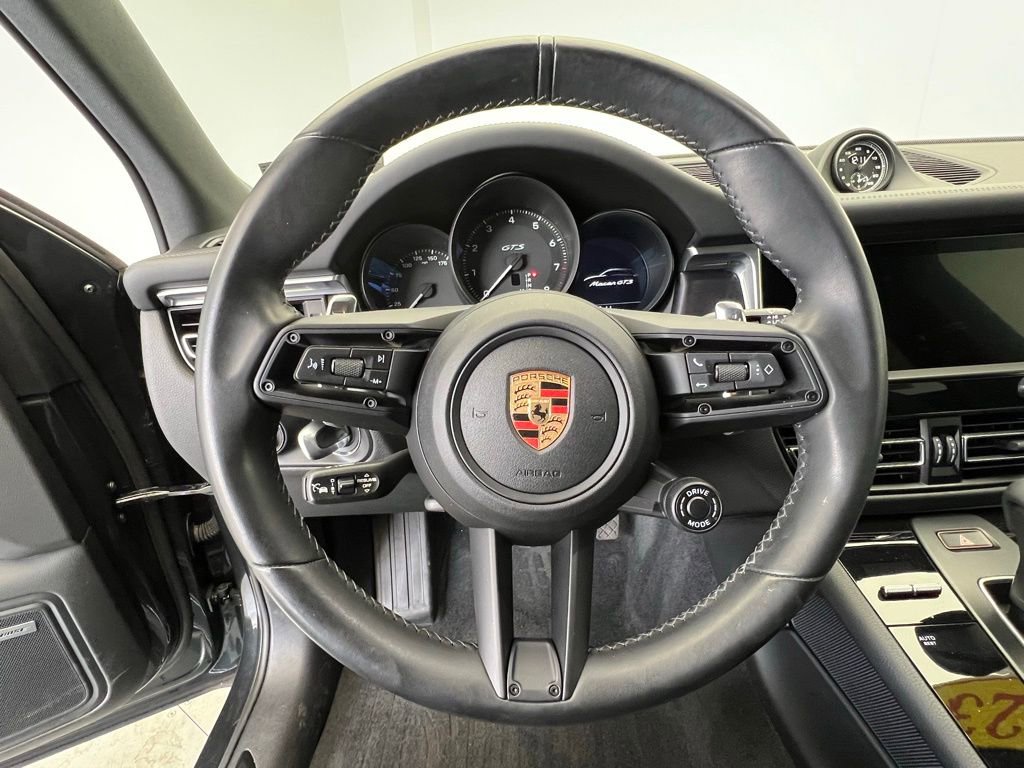 Used 2023 Porsche Macan GTS image 7