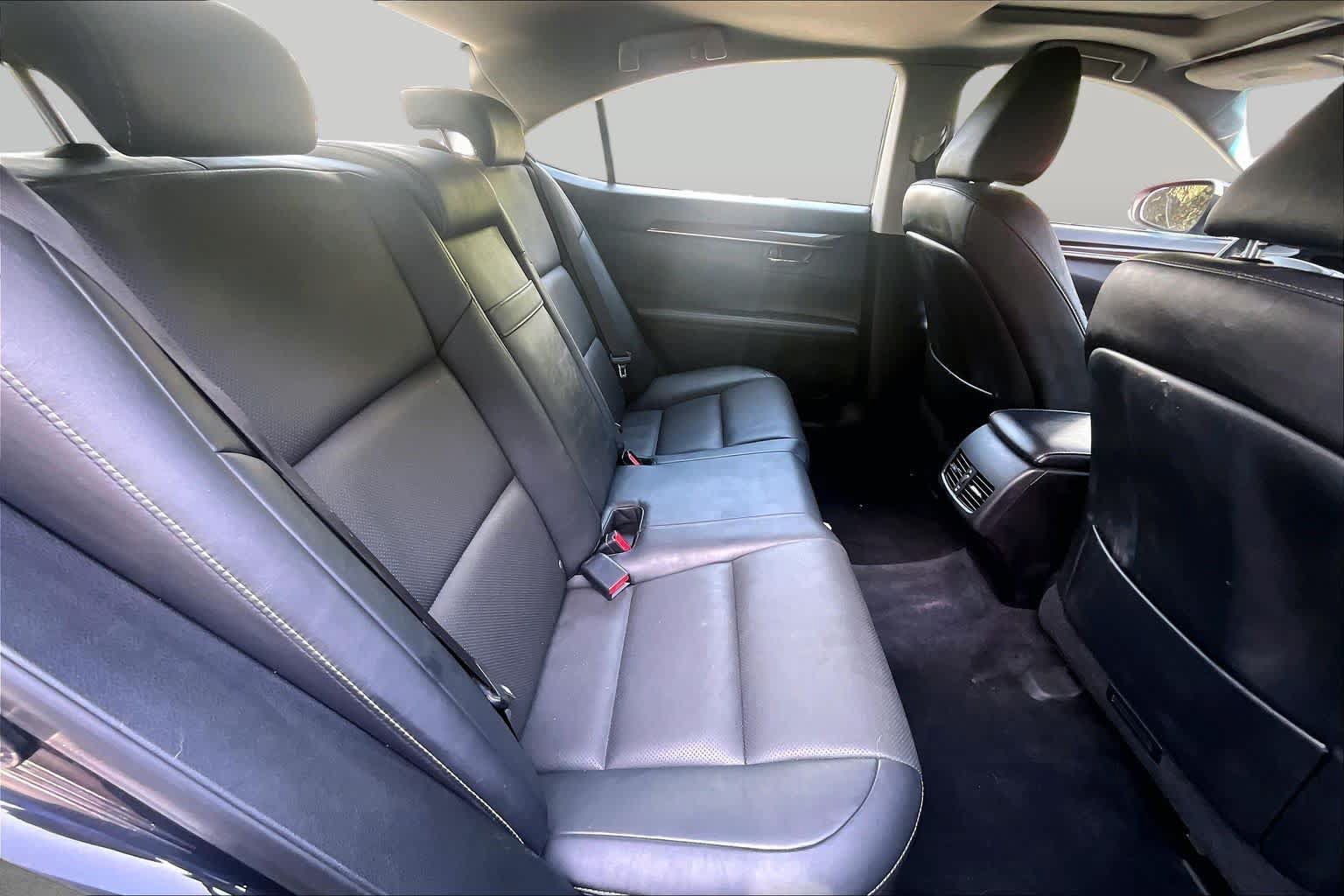 Used 2015 Lexus ES 350 w/ Premium Package FWD image 20