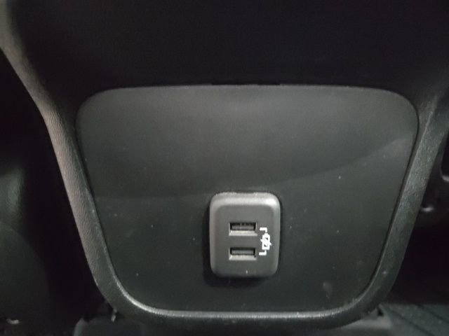 Used 2020 Chevrolet Equinox LT image 40