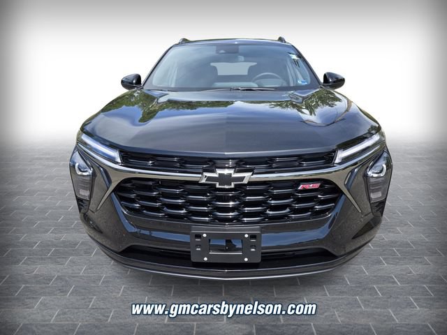 New 2026 Chevrolet Trax RS w/ Sunroof Package FWD image 2