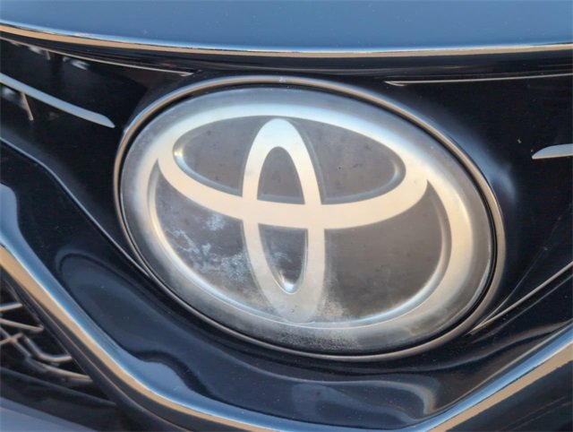 Used 2018 Toyota Camry XSE image 29