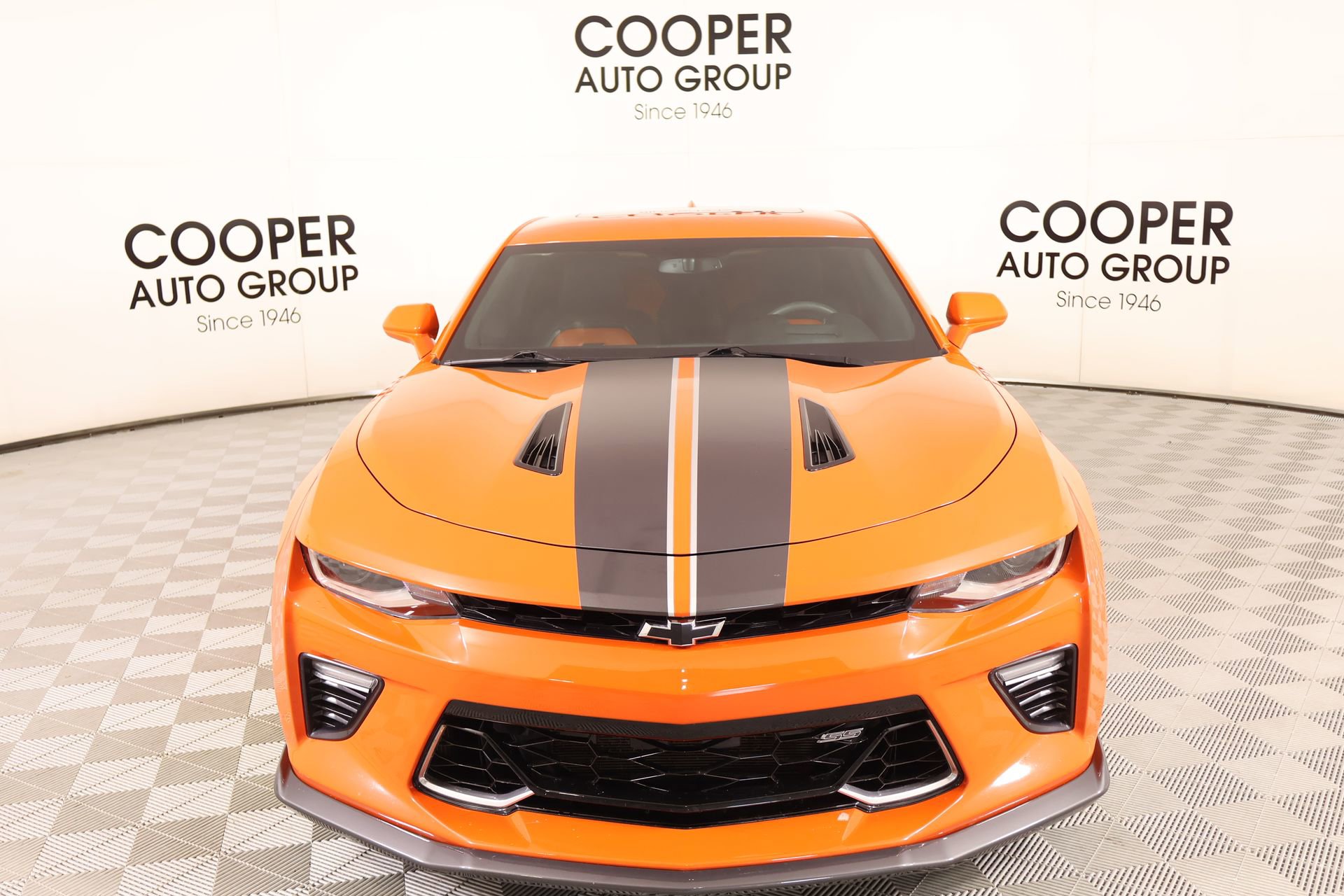 Used 2018 Chevrolet Camaro SS w/ Hot Wheels Edition image 9