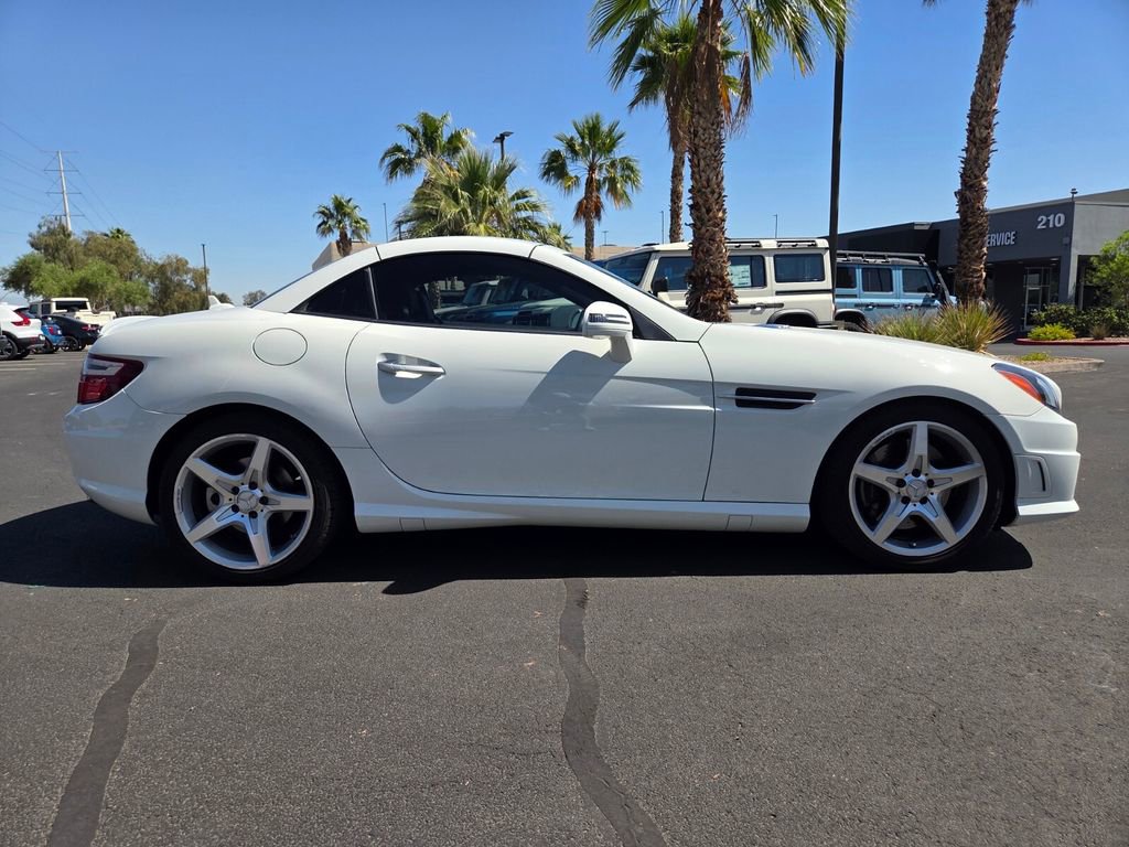 Used 2013 Mercedes-Benz SLK 350 image 7