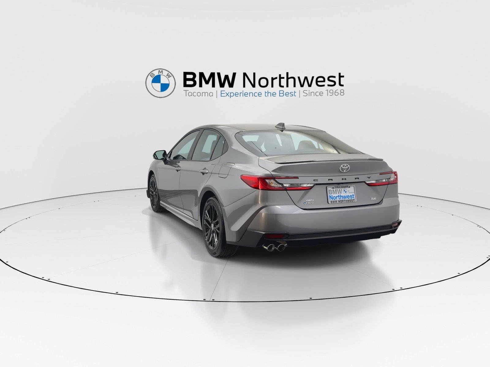 Used 2025 Toyota Camry SE AWD/4WD image 13