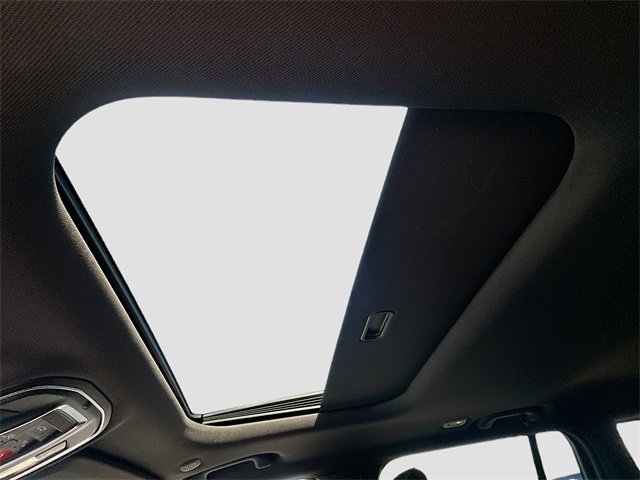 Used 2023 Jeep Grand Cherokee Altitude image 21