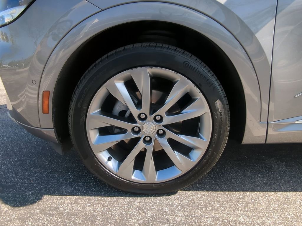 Used 2021 Buick Envision Avenir w/ Technology Package II FWD image 37