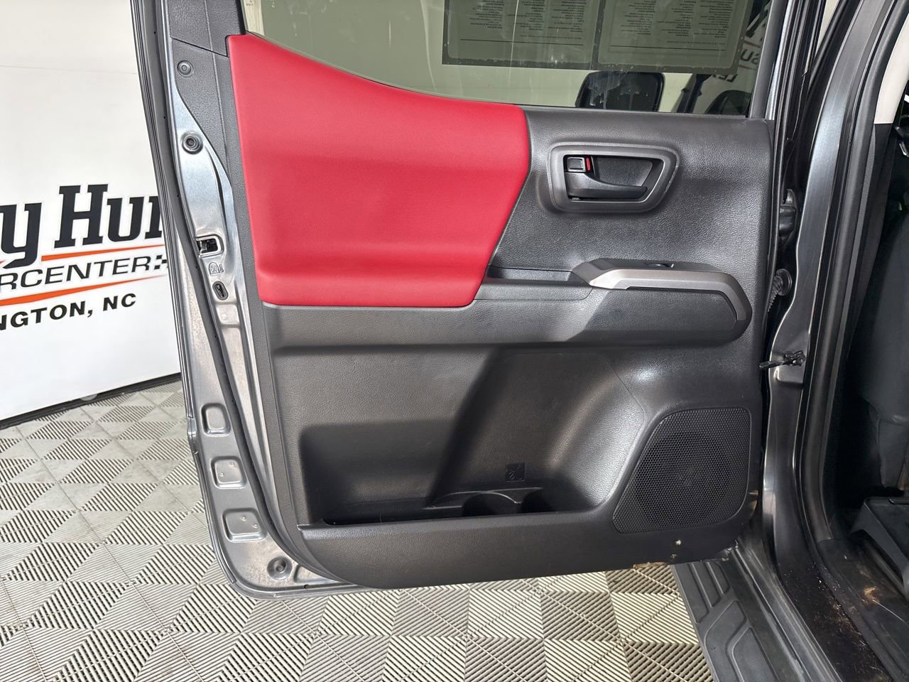 Used 2023 Toyota Tacoma SR5 image 20