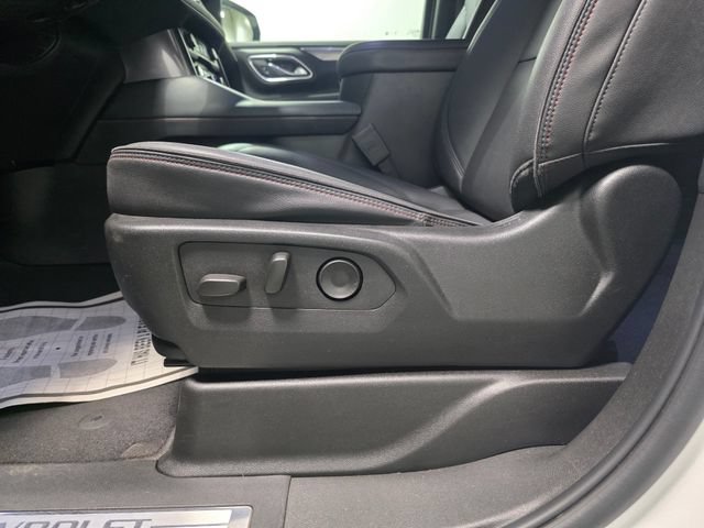 Used 2024 Chevrolet Tahoe RST w/ Luxury Package AWD/4WD image 16
