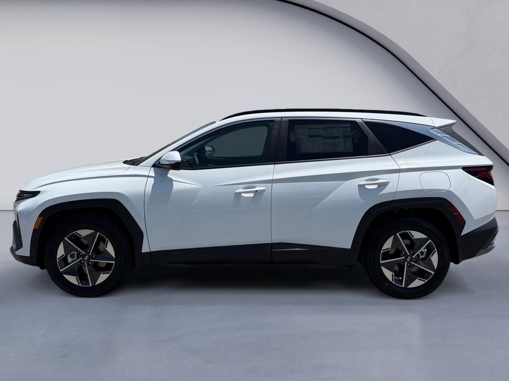 New 2026 Hyundai Tucson SEL FWD image 2