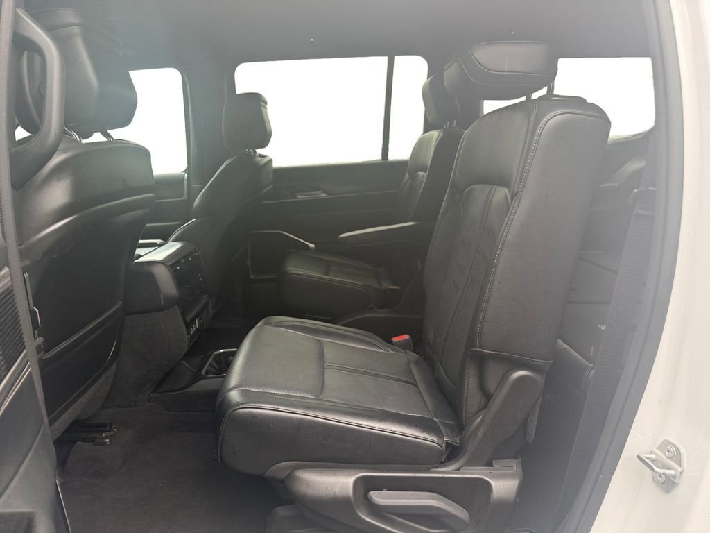 Used 2024 Jeep Wagoneer Series III image 13