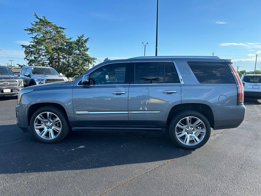 Used 2019 Cadillac Escalade Premium Luxury RWD image 6