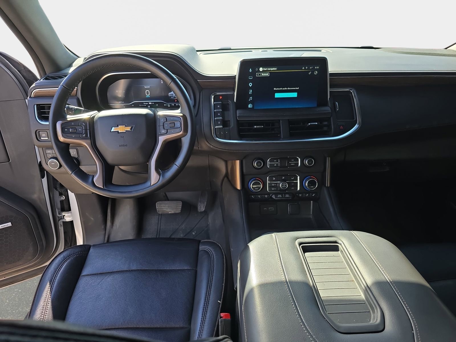 Used 2023 Chevrolet Suburban High Country AWD/4WD image 12