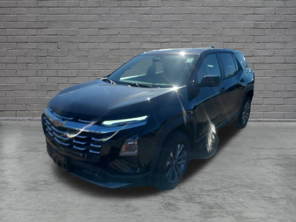 New 2027 Chevrolet Equinox LT w/ LPO, Floor Liner Package AWD/4WD image 4