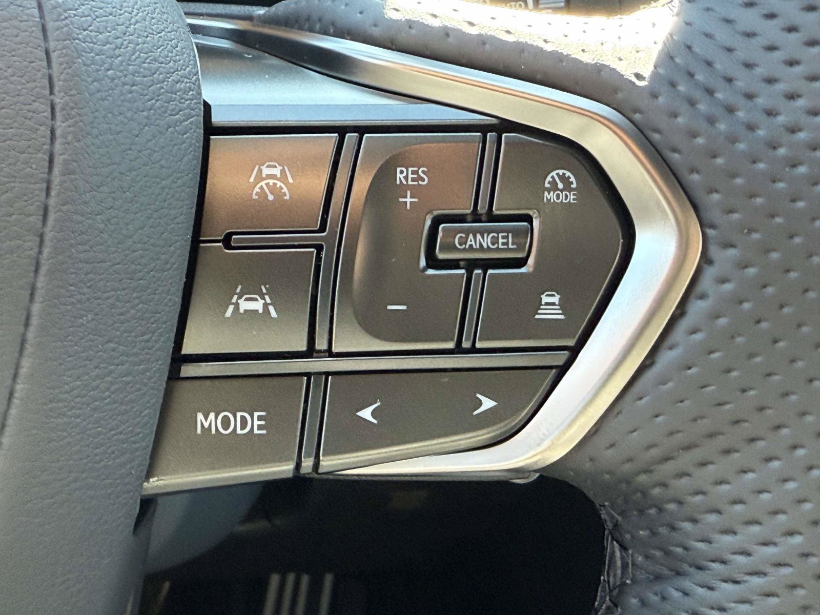 New 2026 Lexus TX 500h AWD w/ Technology Package image 17