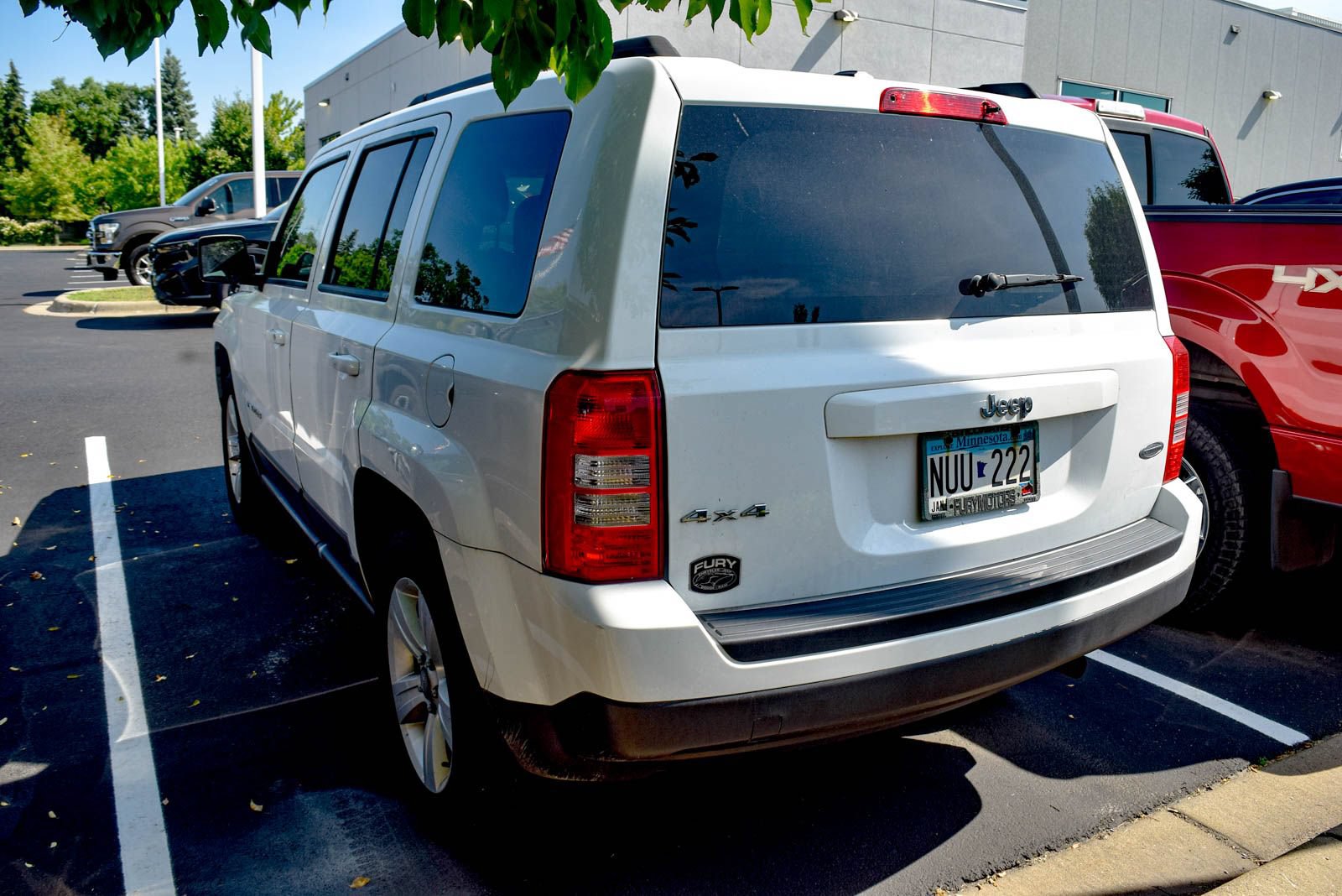 Used 2015 Jeep Patriot Latitude AWD/4WD image 6