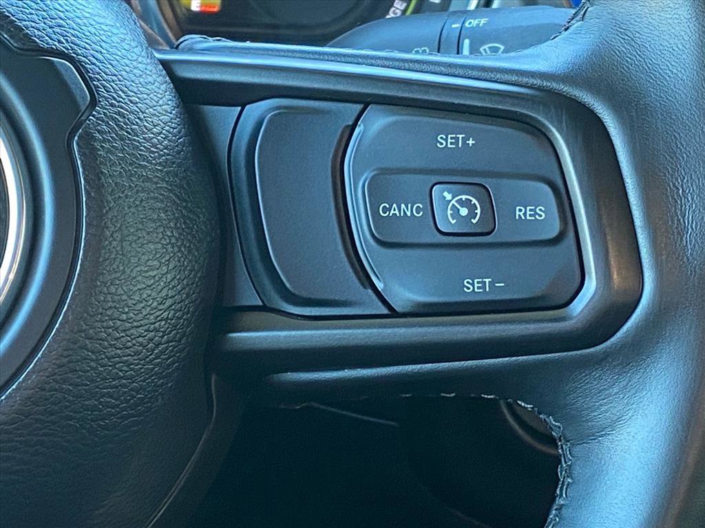 Used 2023 Jeep Wrangler Unlimited w/ Cold Weather Group image 7