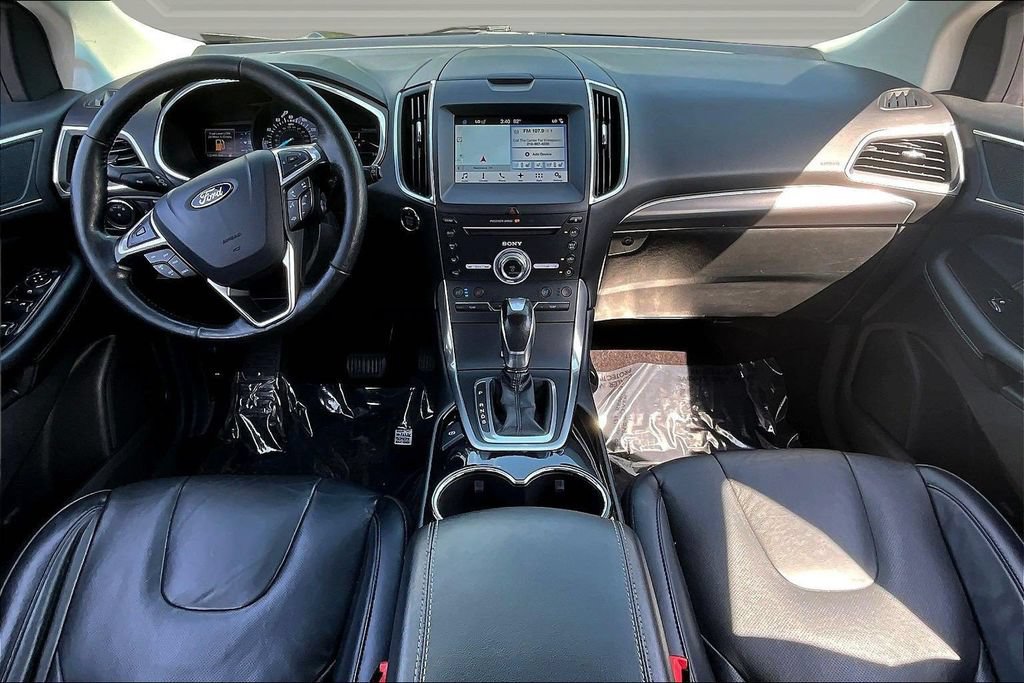 Used 2017 Ford Edge Titanium w/ Equipment Group 301A AWD/4WD image 7
