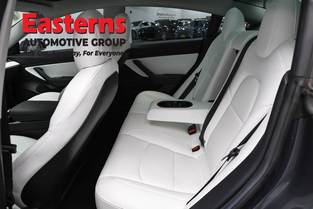 Used 2018 Tesla Model 3 Long Range image 16