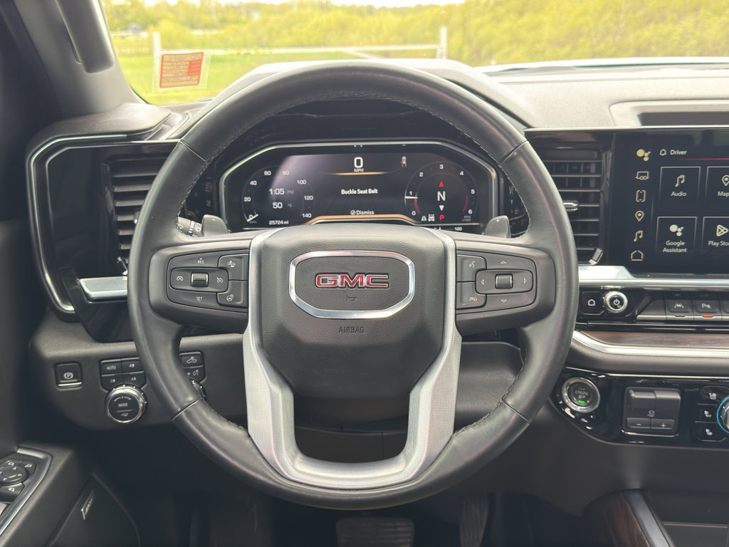 Used 2024 GMC Sierra 1500 SLT w/ SLT Premium Plus Package AWD/4WD image 32