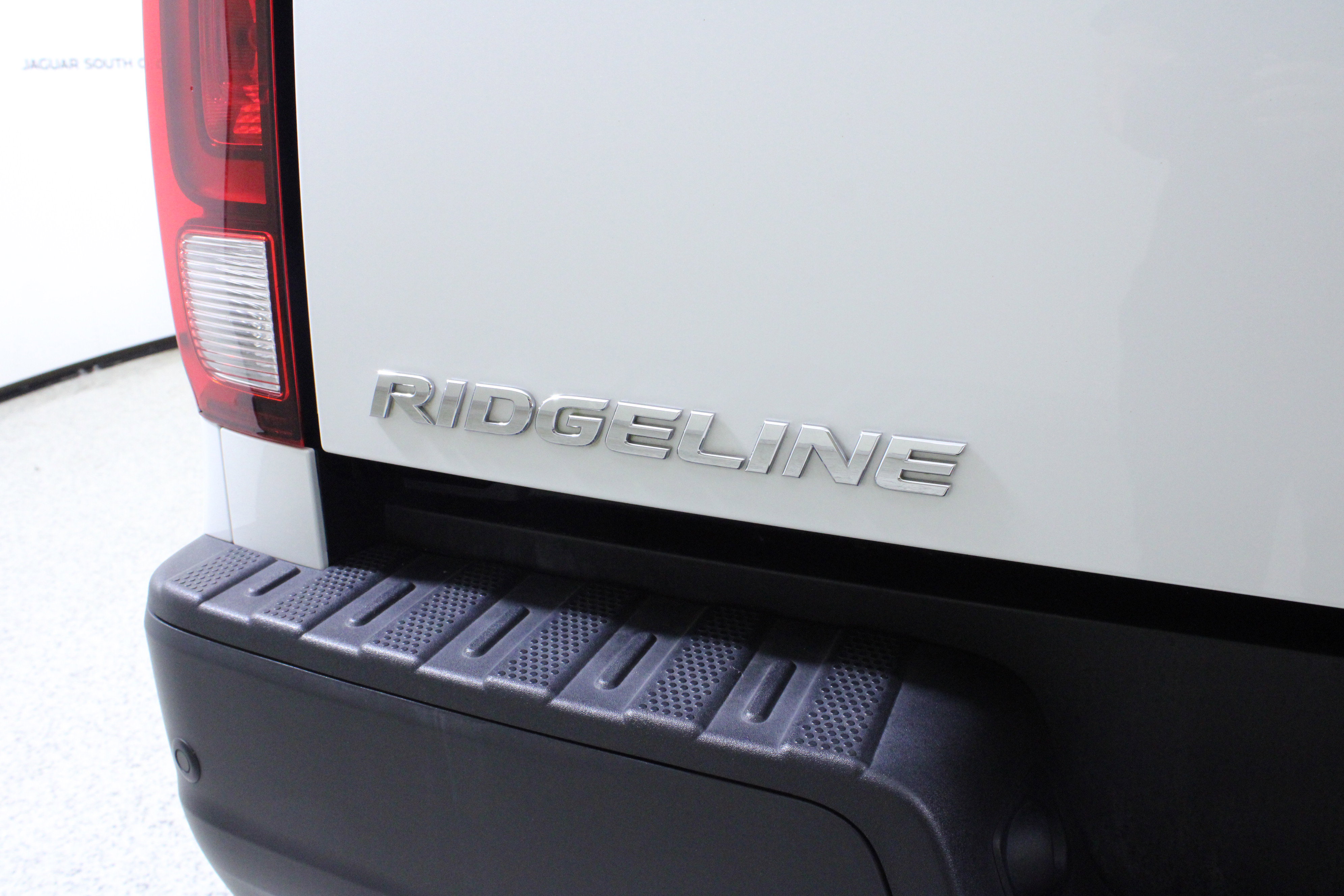 Used 2022 Honda Ridgeline Black Edition image 9