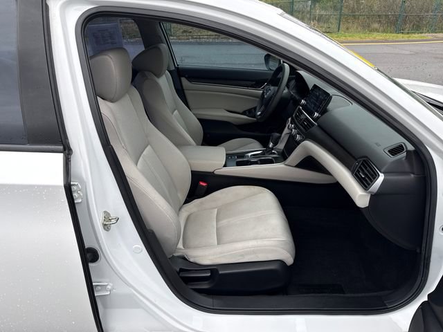Used 2019 Honda Accord EX image 13