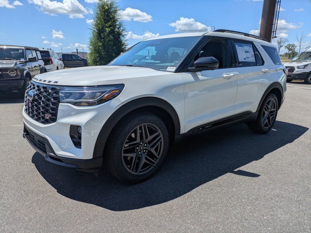 New 2026 Ford Explorer ST image 8