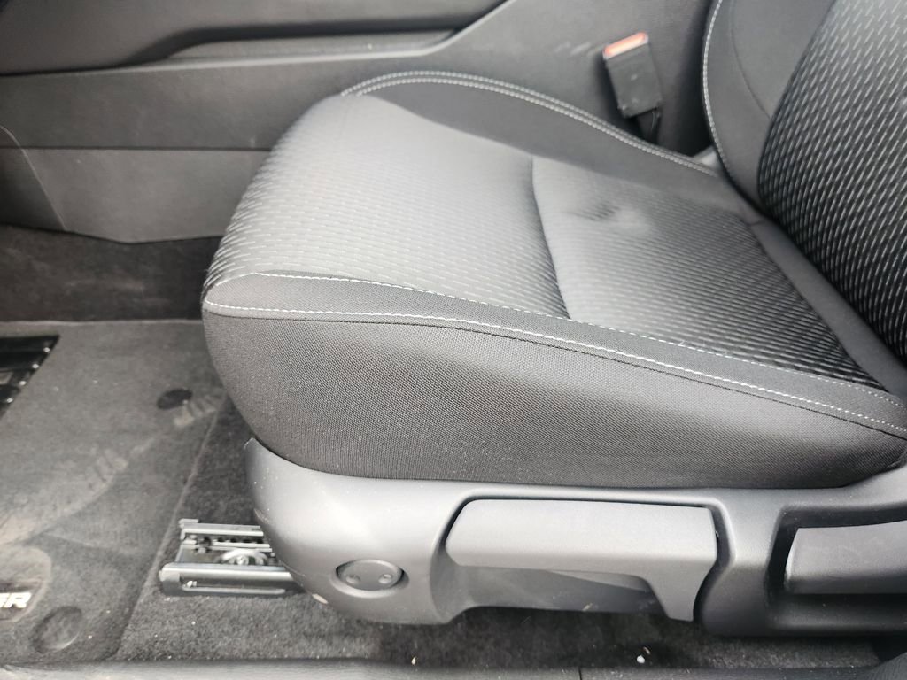 Used 2025 Mitsubishi Outlander ES image 24