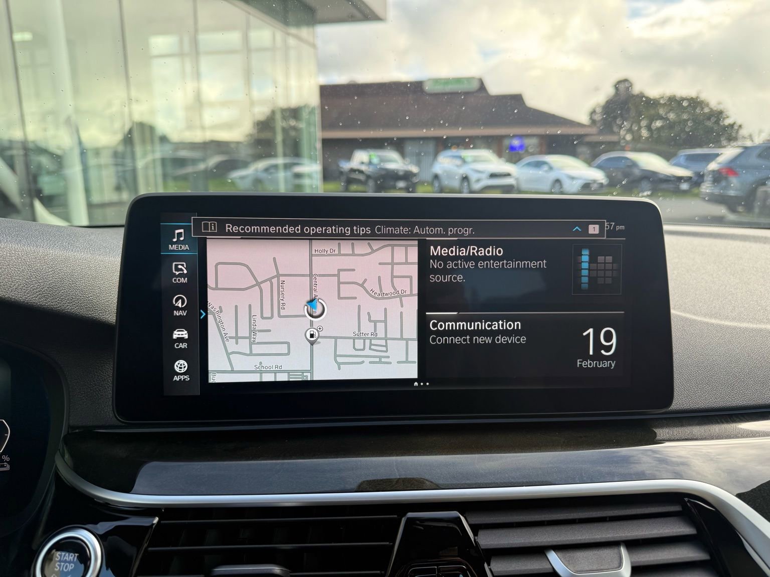 Used 2023 BMW 530e w/ Convenience Package image 16