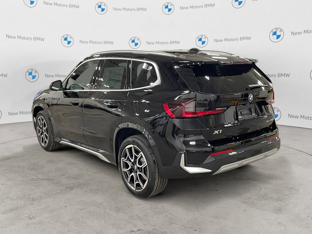 New 2026 BMW X1 xDrive28i w/ Technology Package AWD/4WD image 3