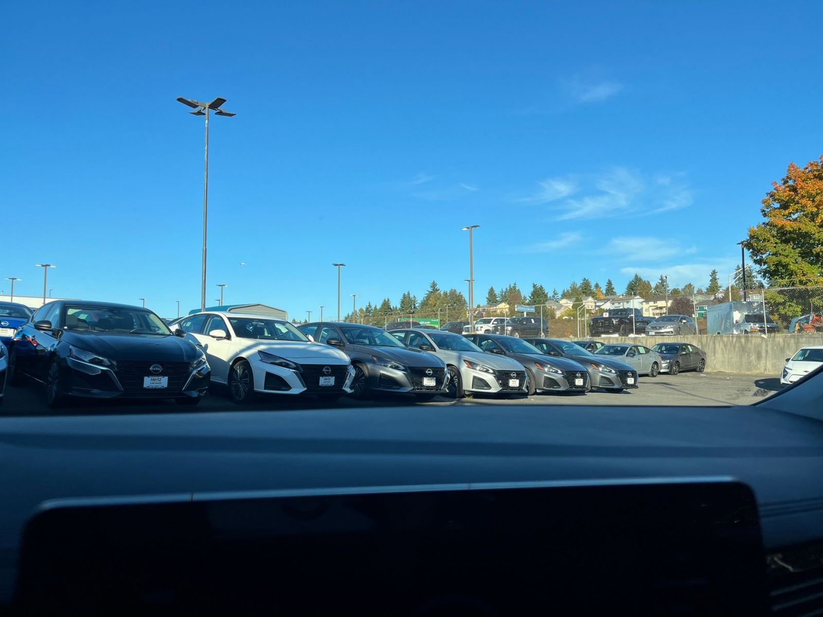 Used 2025 Volkswagen Jetta SE image 18