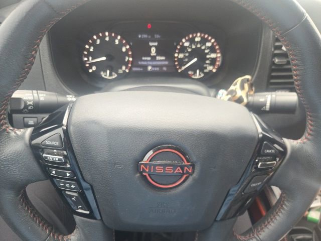 Used 2024 Nissan Frontier Pro-X image 10