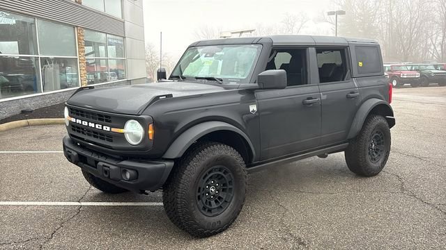 New 2026 Ford Bronco Big Bend w/ Black Diamond Package image 3