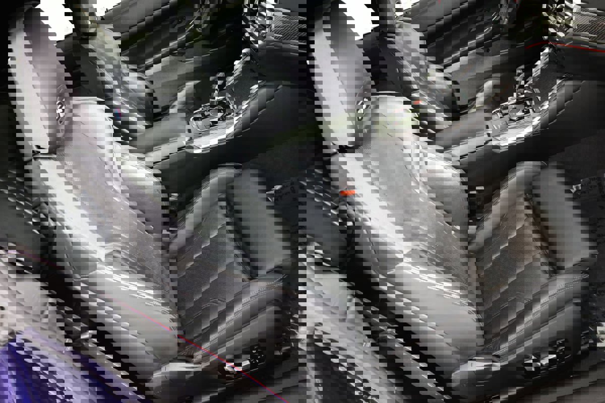 Used 2021 BMW M4 Competition w/ Executive Package RWD image 31