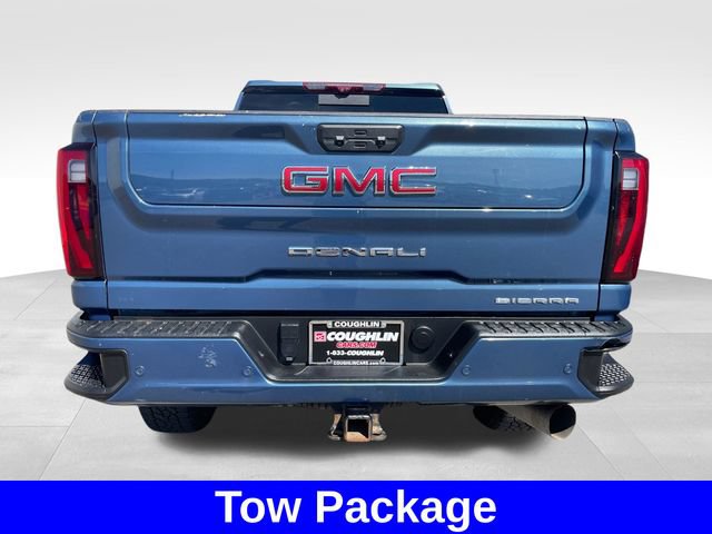Used 2024 GMC Sierra 2500 Denali w/ Technology Package AWD/4WD image 4