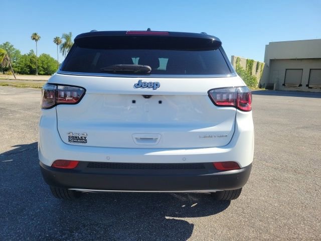 Used 2023 Jeep Compass Limited AWD/4WD image 6