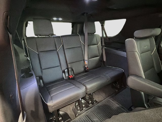 Used 2025 Cadillac Escalade ESV Premium Luxury w/ Touring Package AWD/4WD image 23