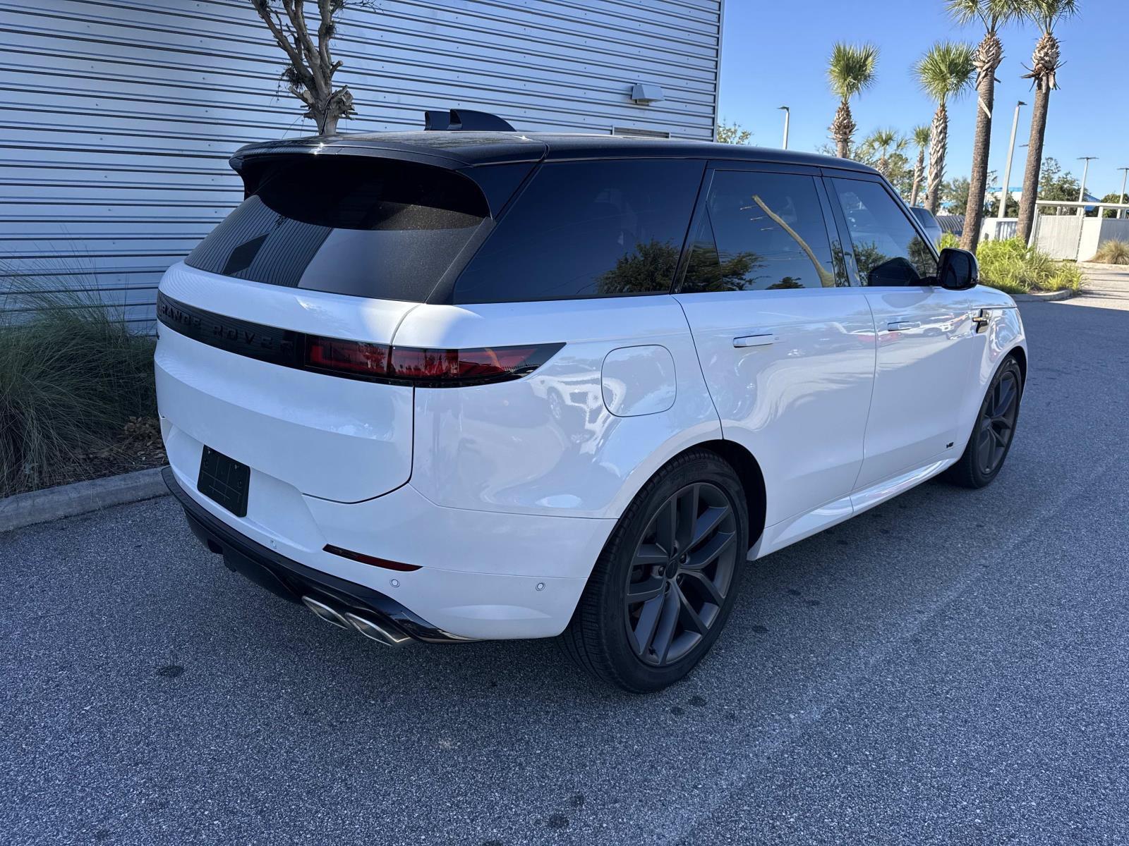 Certified 2026 Land Rover Range Rover Sport Autobiography AWD/4WD image 6