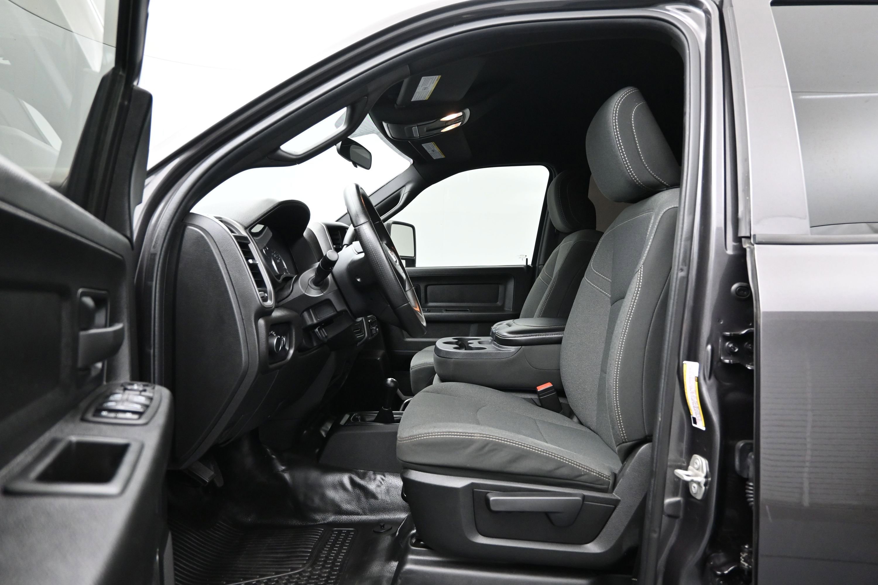 Used 2023 RAM 5500 Tradesman AWD/4WD image 9