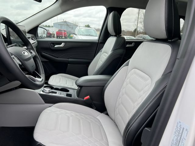 New 2024 Ford Escape SE w/ PHEV Premium Package FWD video 4